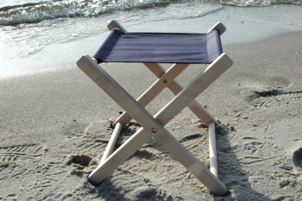 Sitzschemel aus Holz